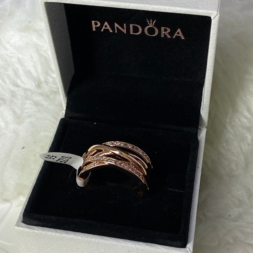 Authentic pandora ring new in box rose gold 🥰😍🚨 - Picture 5 of 5